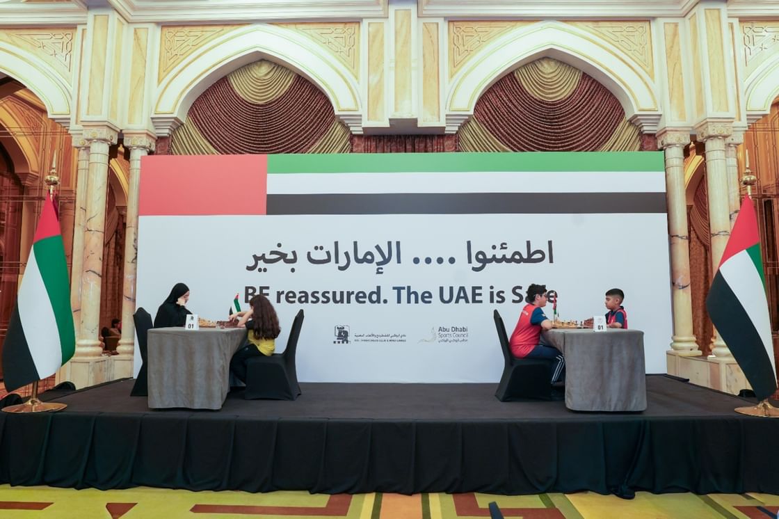 100 لاعب ولاعبة يتنافسون في بطولة أبوظبي للشطرنج