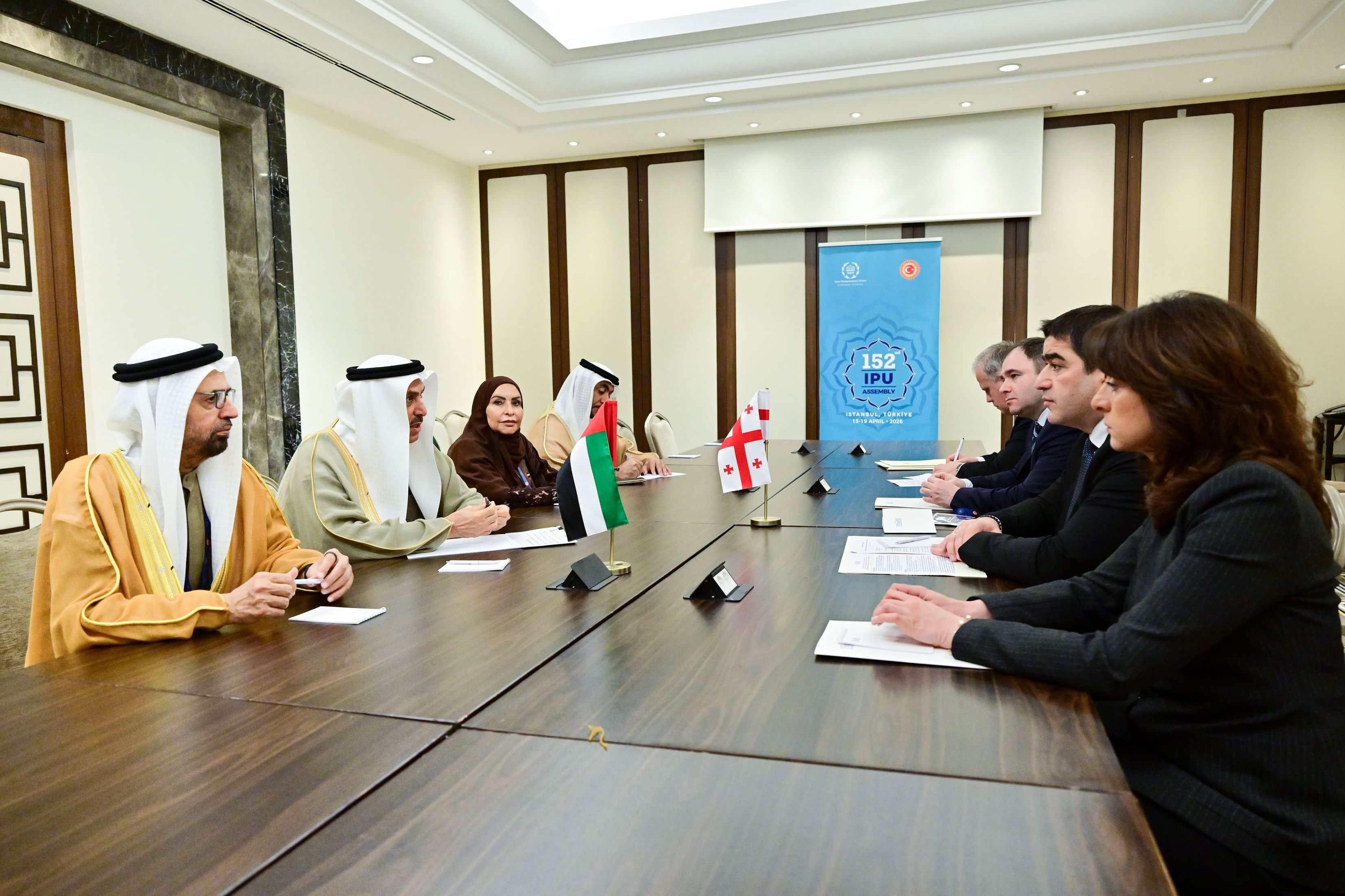 صقر غباش يلتقي رئيس البرلمان الجورجي على هامش اجتماعات الاتحاد البرلماني الدولي بإسطنبول