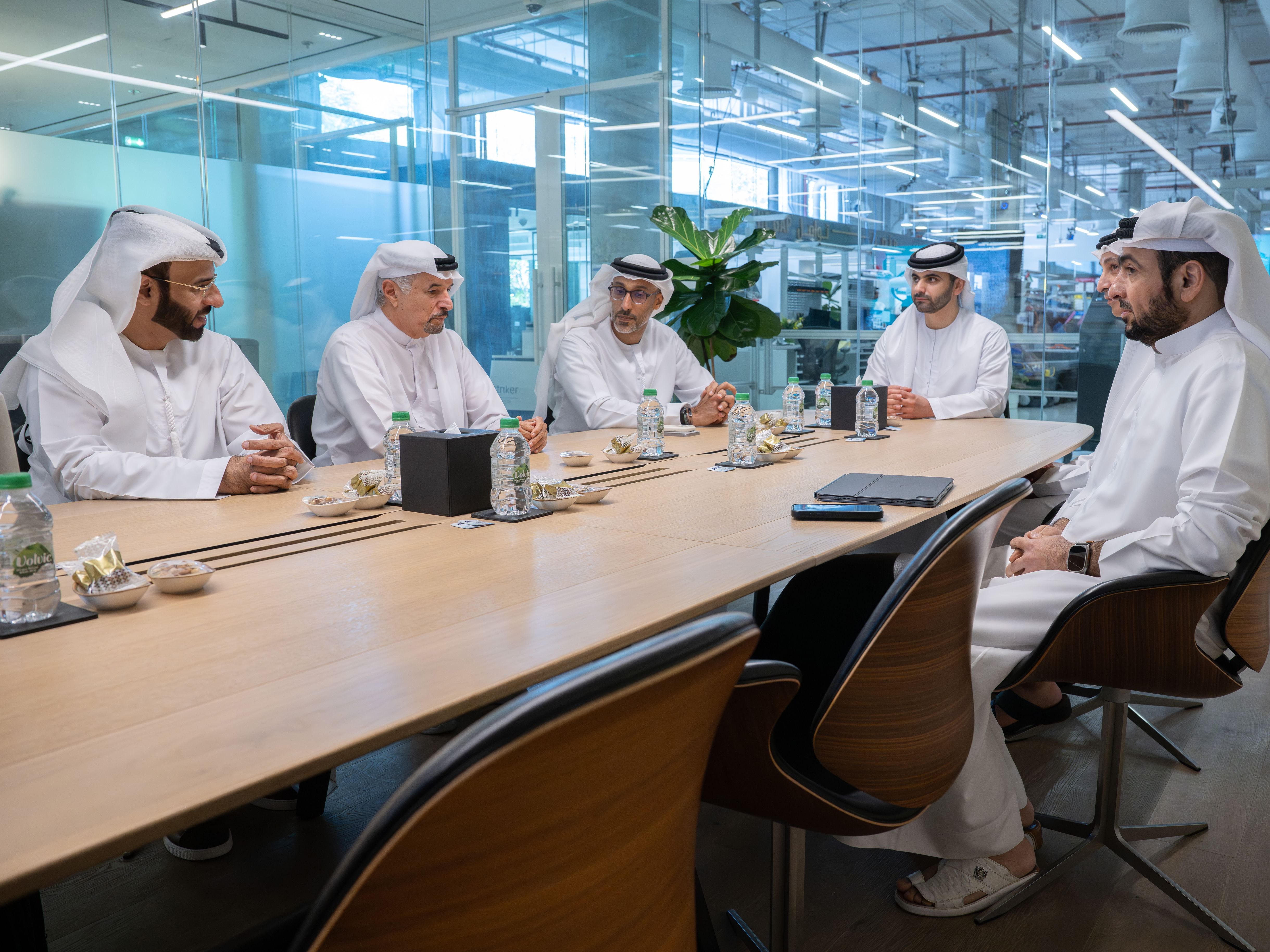 منصور بن محمد: دبي تواصل إسهامها الفعّال في صناعة مستقبل الرياضة العالمية