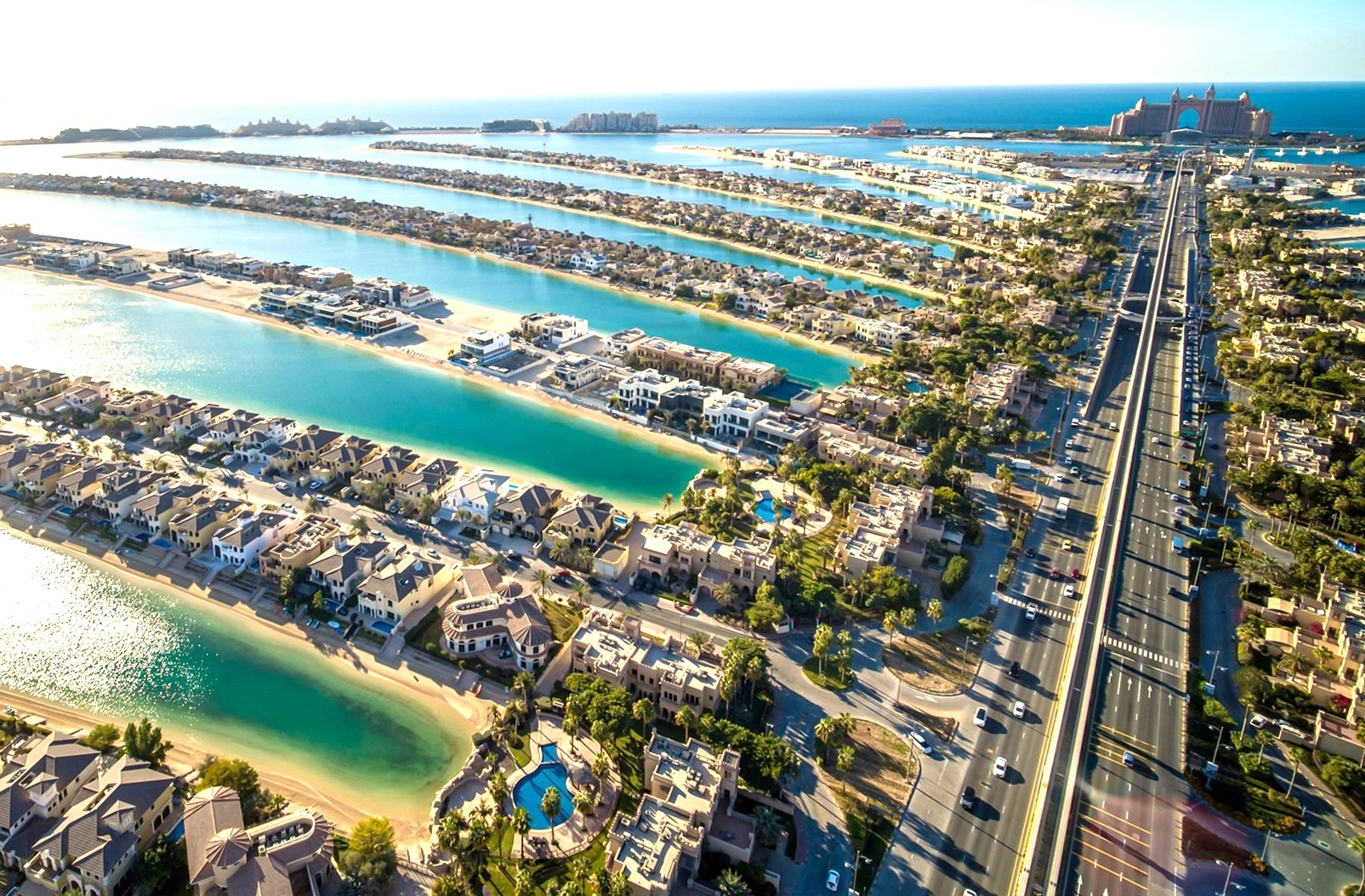 سوق تأجير الفلل الفاخرة في دبي يصل إلى آفاق جديدة