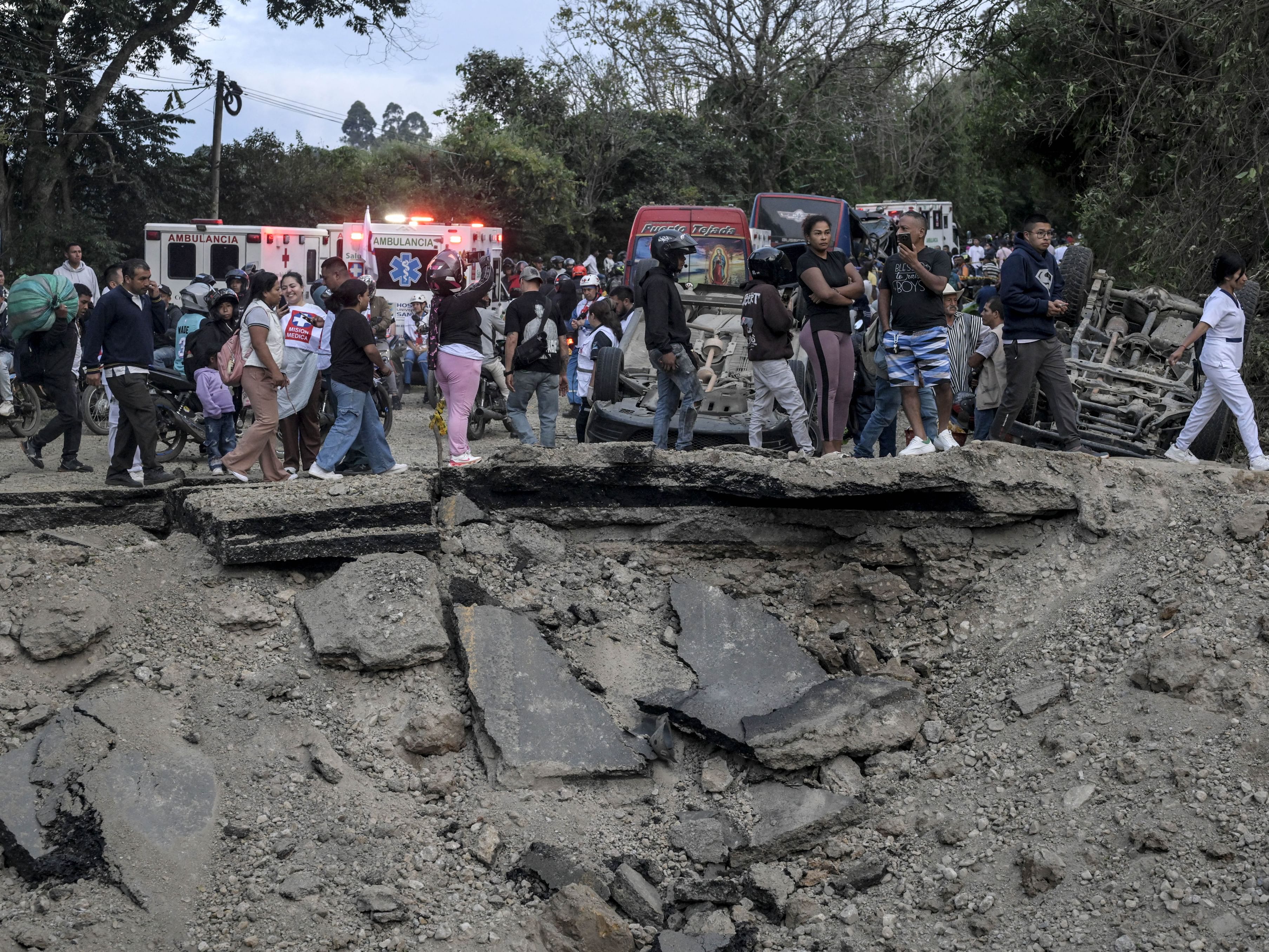 إرتفاع عدد ضحايا انفجار عبوة ناسفة في كولومبيا إلى 13 قتيلا و 38 مصابا