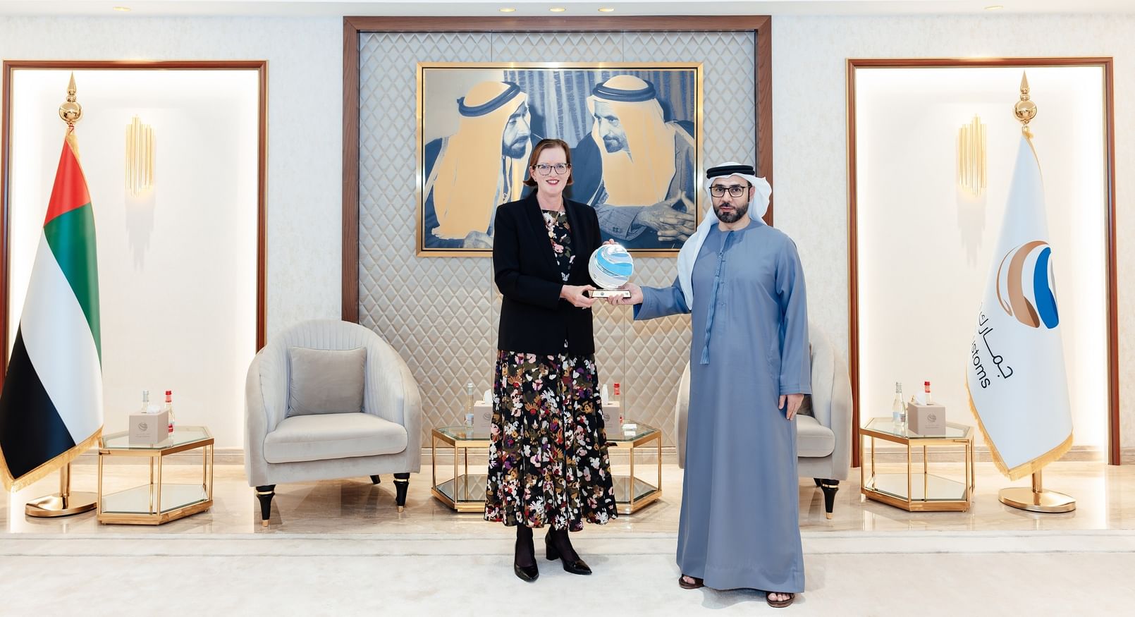 جمارك دبي تبحث التعاون مع وفد نيوزيلندي