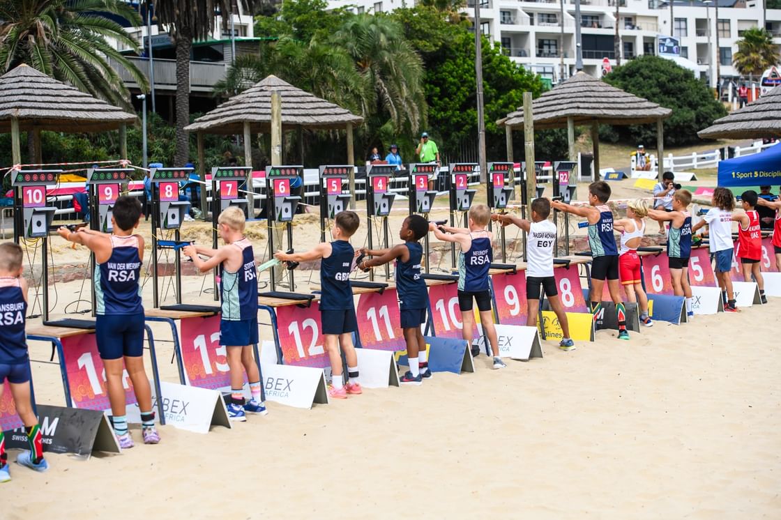 الخماسي الحديث ينظم بطولة البياثل والترياثل وليزر رن على شاطئ كلباء 1 و2 مايو