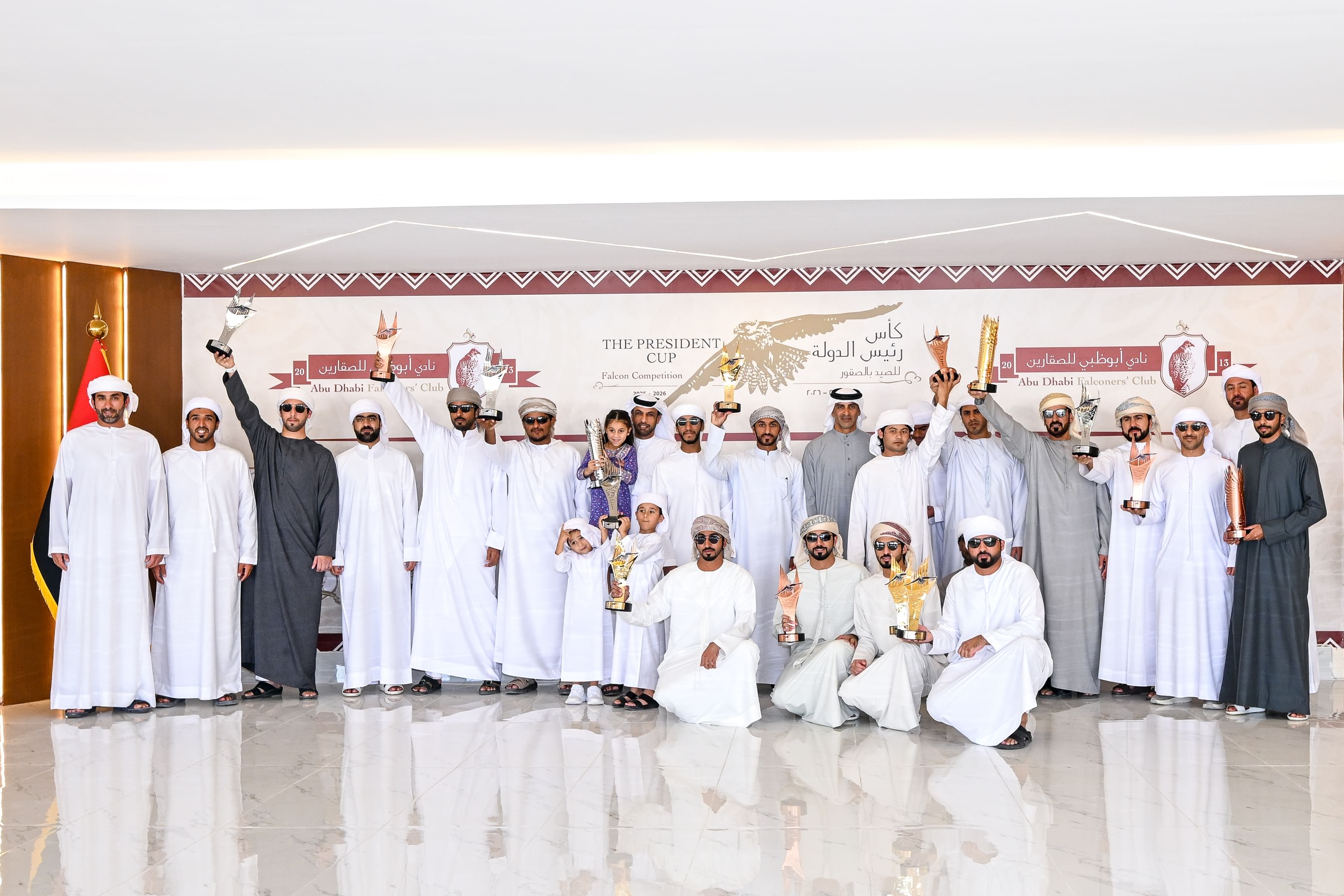 "07" يحصد " الرمز" في كأس رئيس الدولة للصيد بالصقور