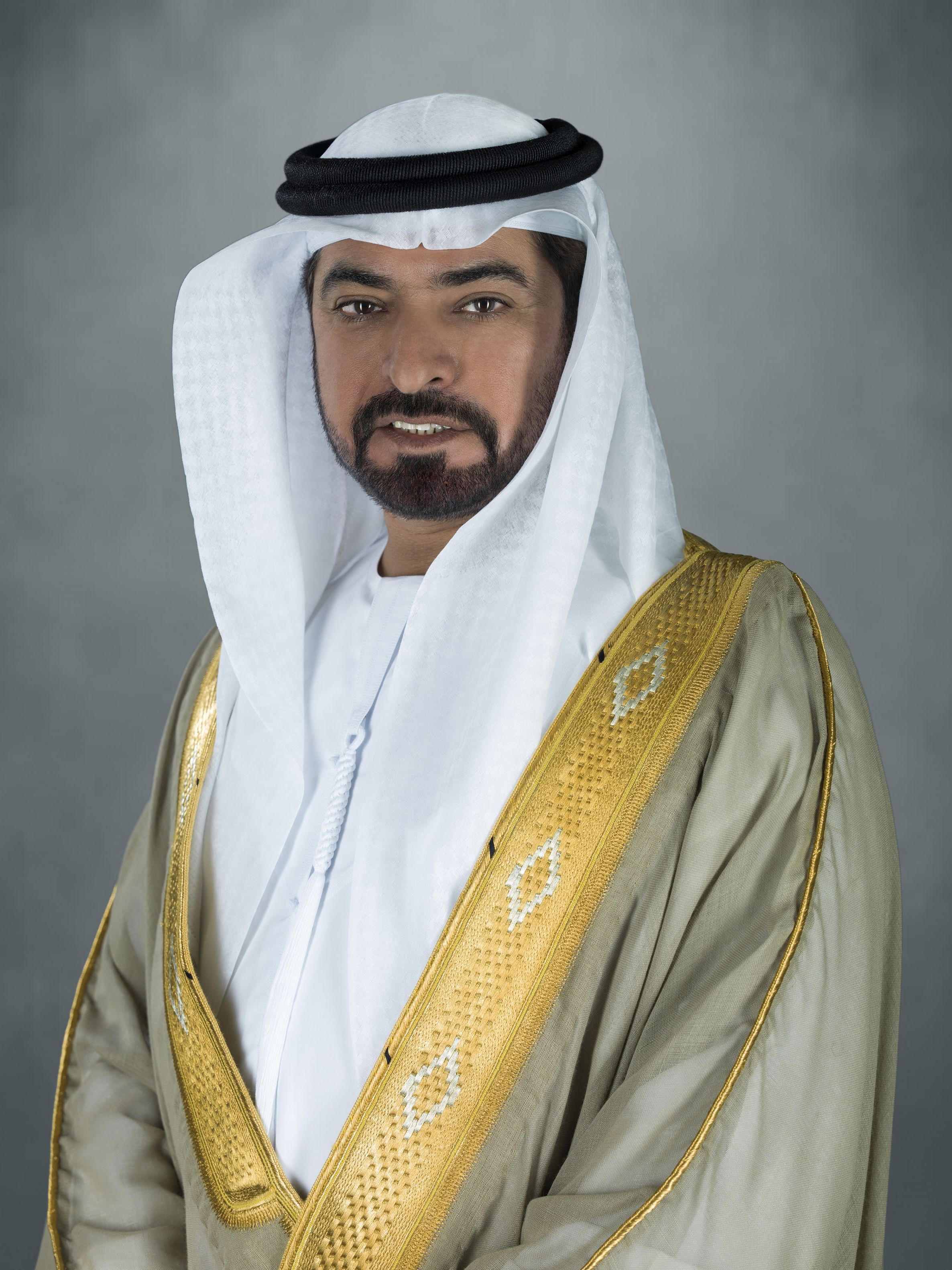 حمدان بن مبارك: علم الإمارات رمز العز والفخر في كل الميادين