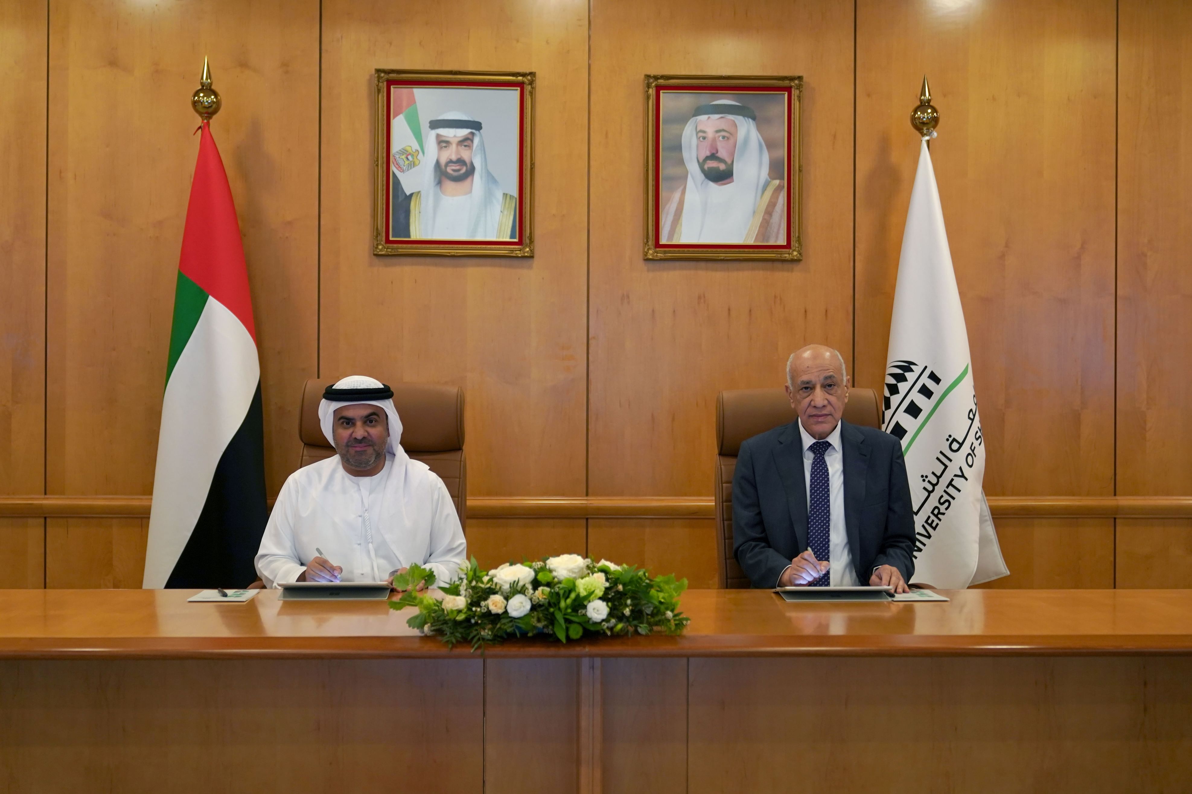 جامعة الشارقة و"شمس" توقّعان مذكرة تفاهم لتعزيز التعاون الإعلامي