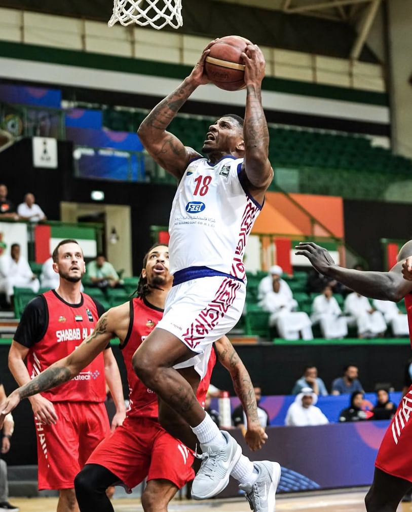 شباب الأهلي والنصر يتصدران "المربع الذهبي" لدوري السلة