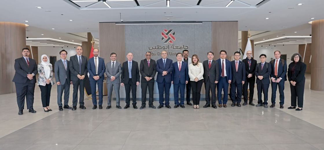 مذكرة تفاهم بين جامعتي أبوظبي وكوريا لتعزيز التعاون الأكاديمي