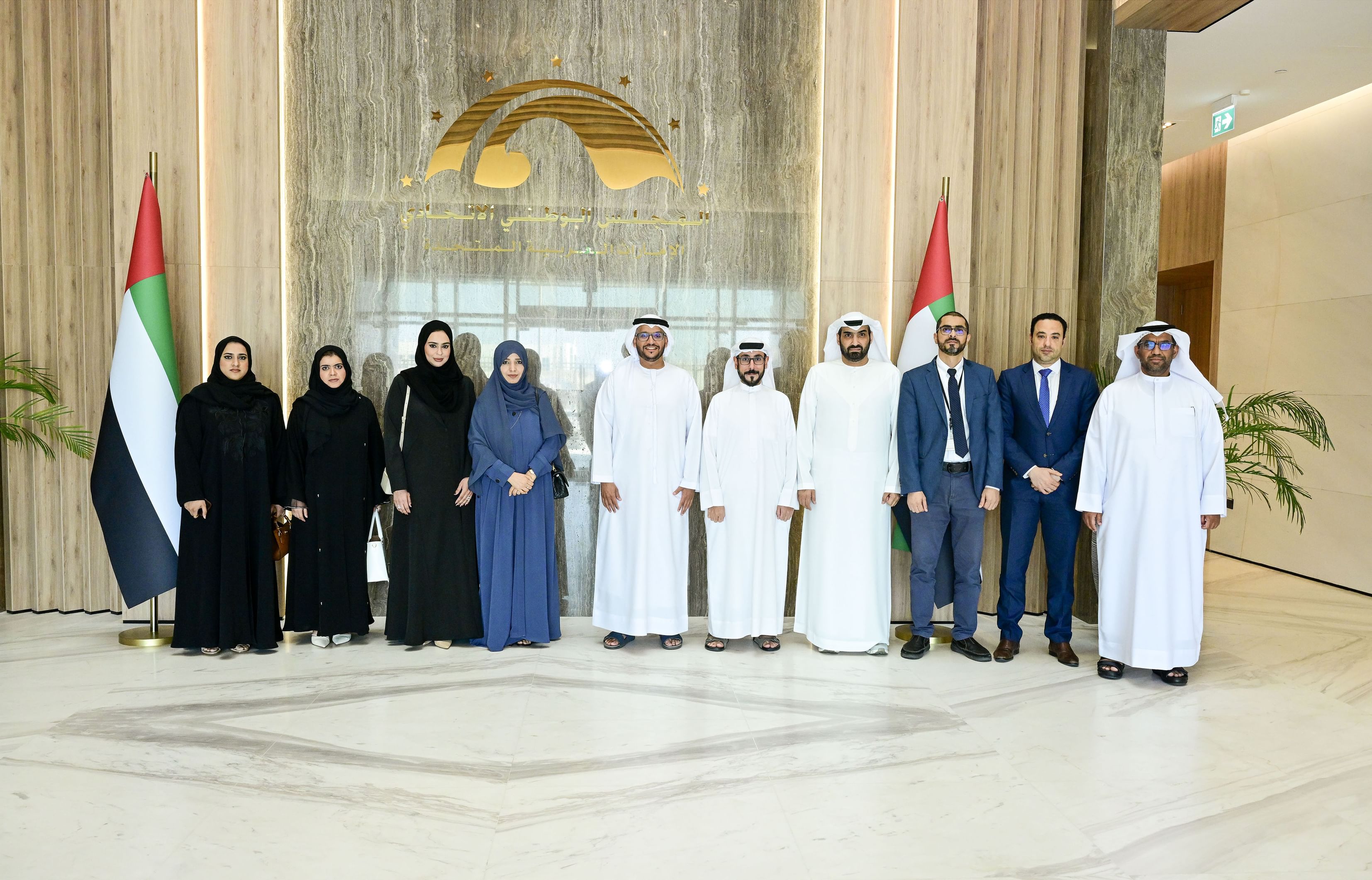 استشاري الشارقة يطّلع على تجربة المجلس الوطني الاتحادي في توظيف الذكاء الاصطناعي بالأعمال البرلمانية