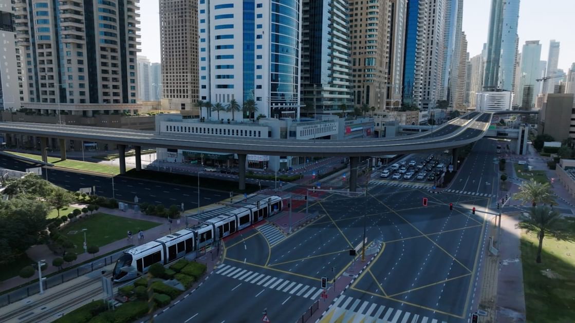 "طرق دبي" تُنجز 90% من تطوير الجسر المؤدي لمداخل ومخارج "دبي هاربر"