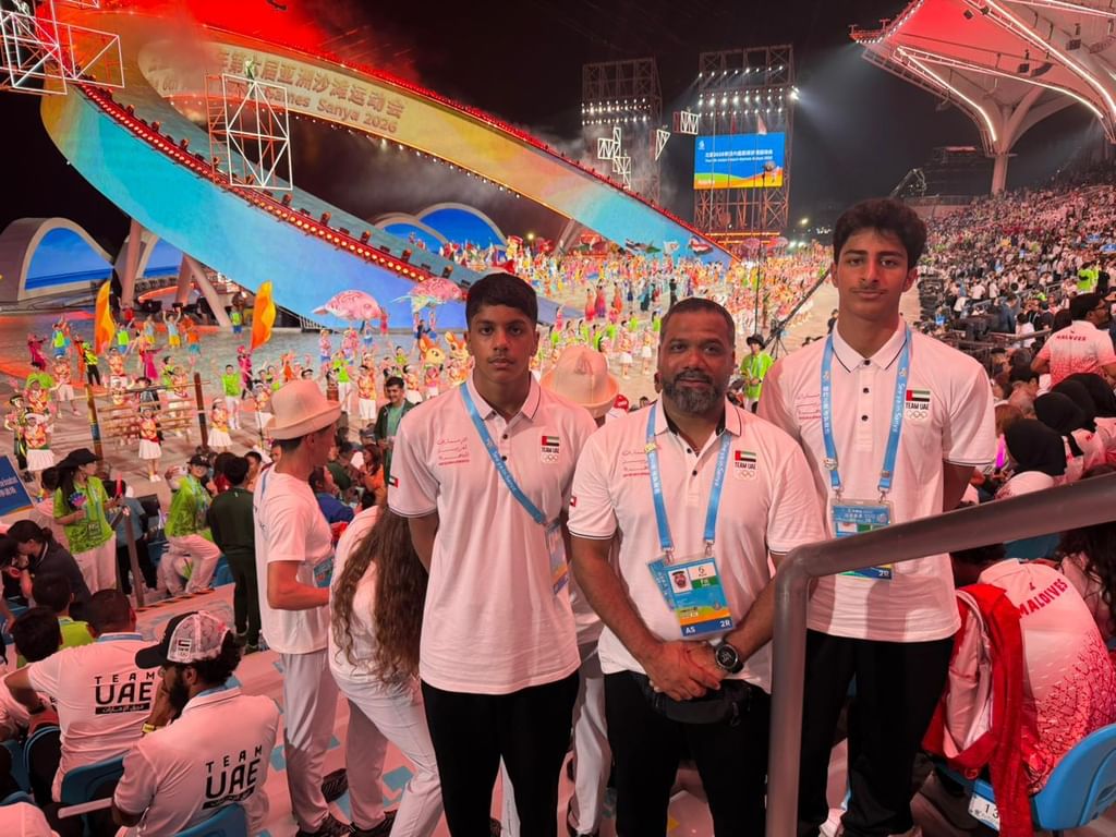 البلوشي واليماحي يمثلان "منتخب السباحة" في "الآسيوية الشاطئية"