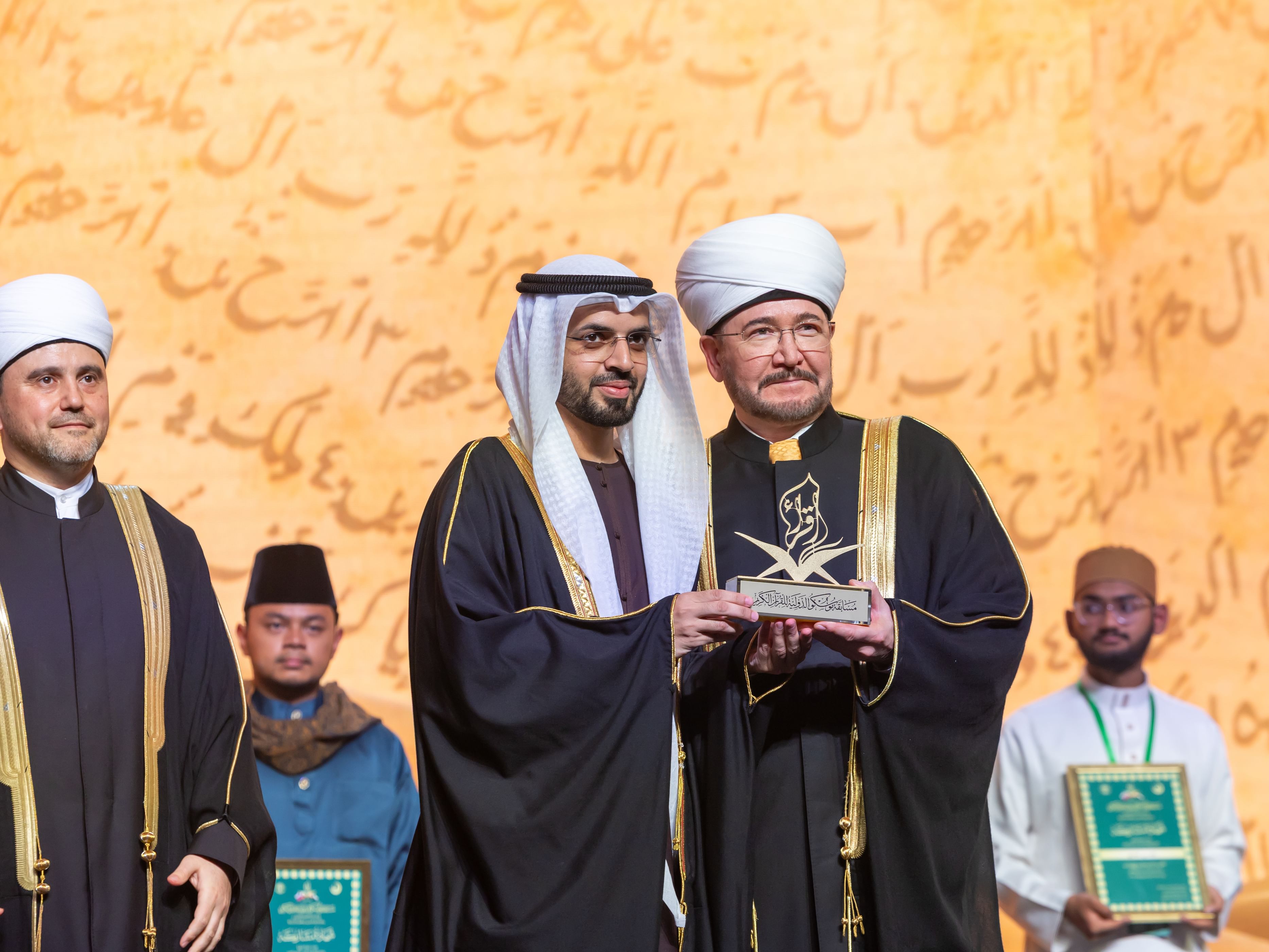 "مسابقة موسكو الدولية للقرآن الكريم" تختار عمر الدرعي شخصية العام