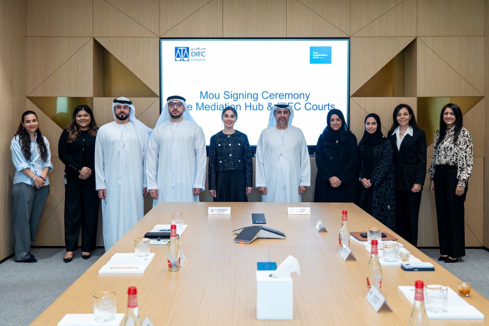 "محاكم دبي المالي العالمي" تعزز منظومة الوساطة بالتعاون مع "The Mediation Hub"
