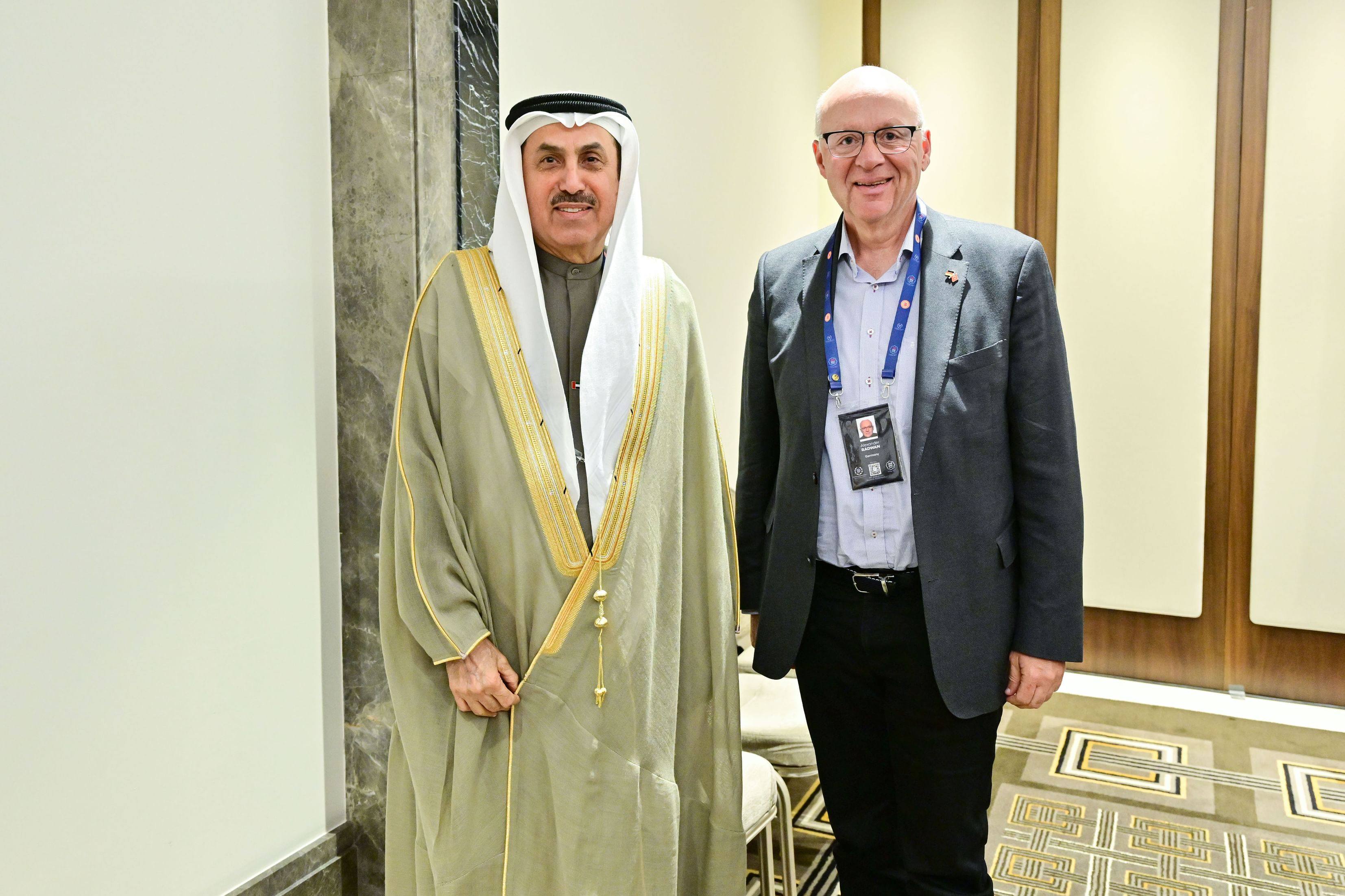 صقر غباش يبحث مع عضو البوندستاغ الألماني التصعيد في المنطقة وانعكاساته على الأمن والاستقرار الإقليمي والدولي