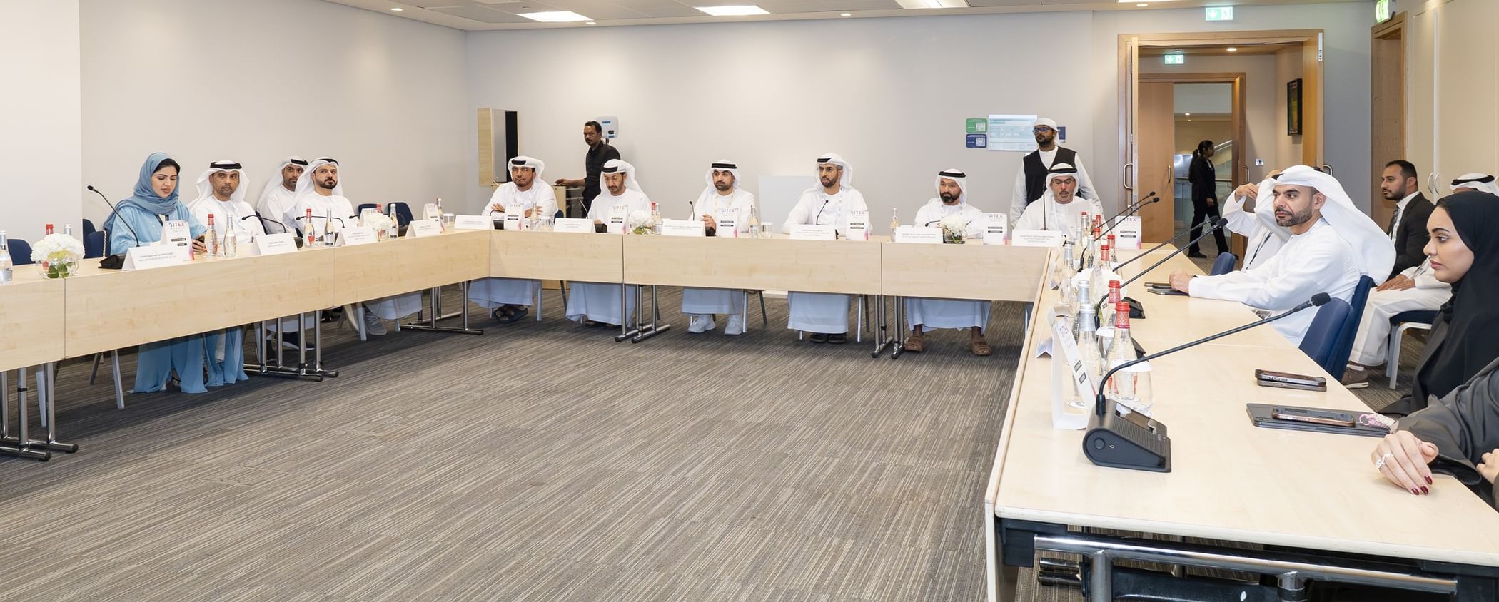 "الإمارات للذكاء الاصطناعي والتعاملات الرقمية" يبحث فرص التعاون والاستفادة من المنصات العالمية في "جيتكس"