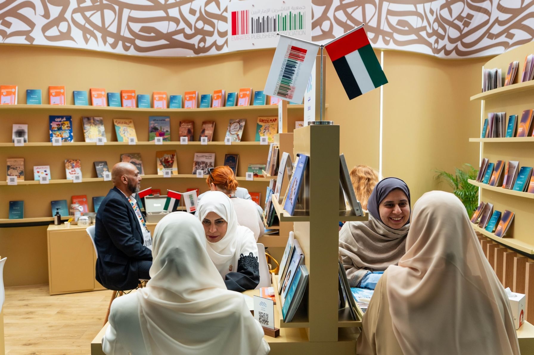 "الناشرون الإماراتيون" يسلطون الضوء على سوق النشر الإماراتي في "وارسو الدولي للكتاب"