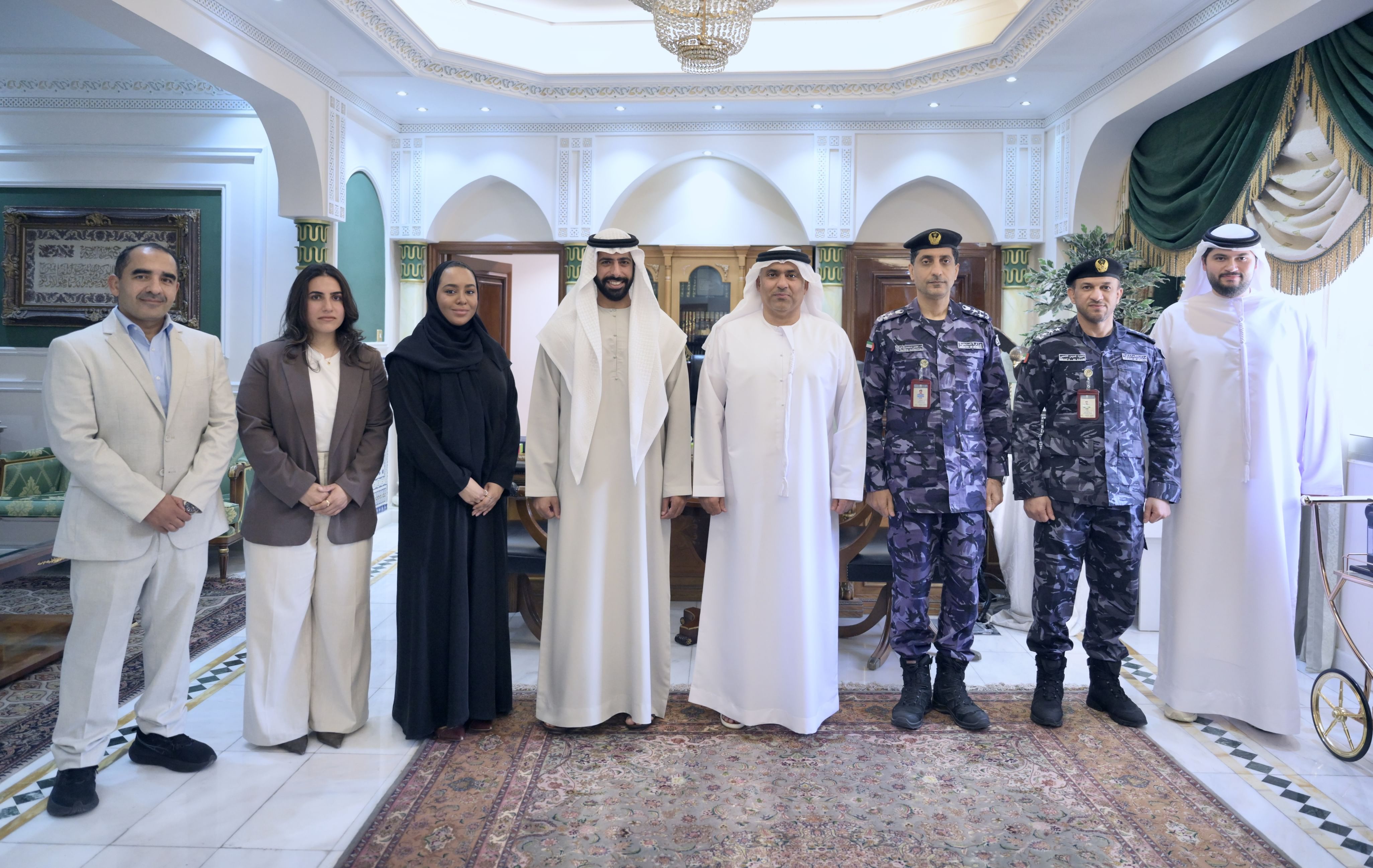 "الإمارات للمصارعة" واتحاد الشرطة الرياضي يبحثان تعزيز التعاون