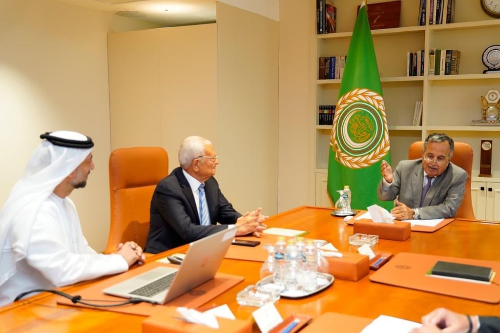 نبيل فهمي يبحث مع قيادات الاتحاد العربي للاقتصاد الرقمي تعزيز التحول التكنولوجي لمواكبة عصر الذكاء الاصطناعي